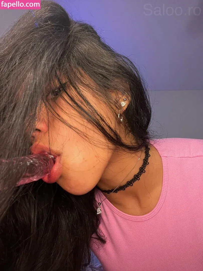 Salosg Onlyfans Photo Gallery 