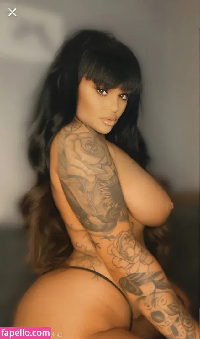 Nicole Tyson Onlyfans Photo Gallery 