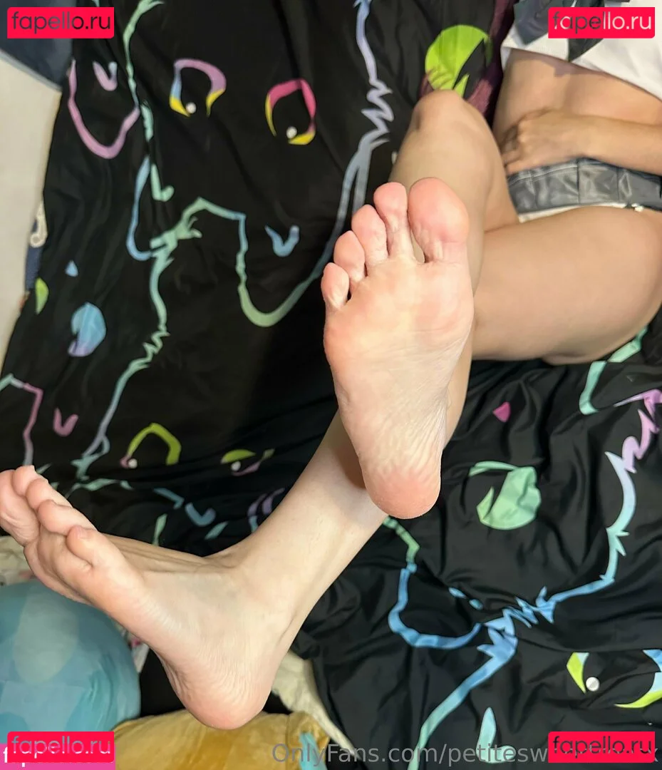 petitesweettreatx Onlyfans Photo Gallery 