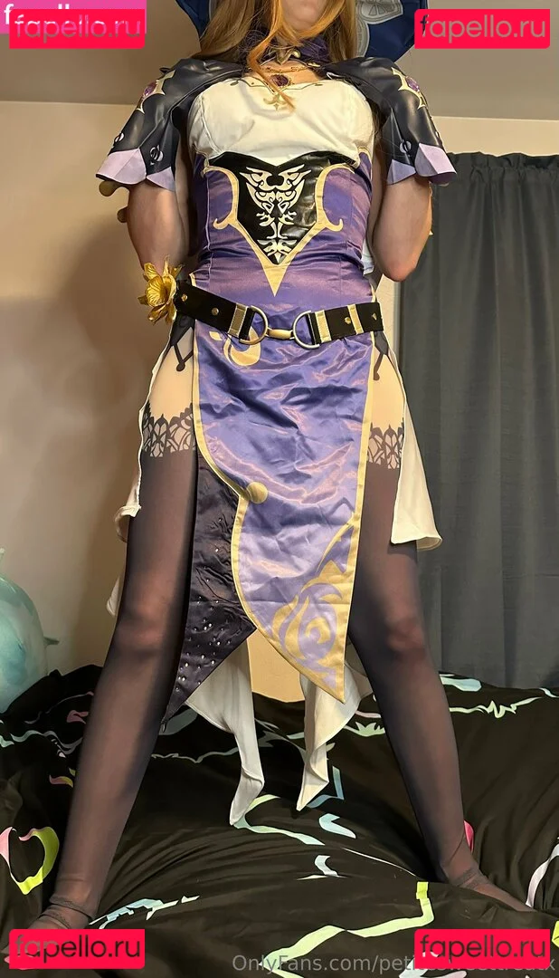 petitesweettreatx Onlyfans Photo Gallery 