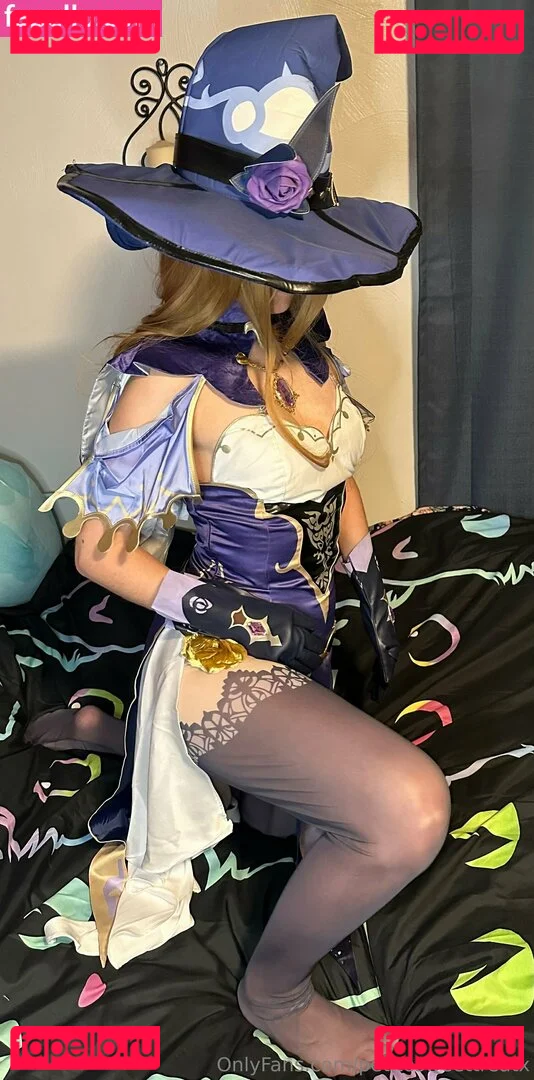 petitesweettreatx Onlyfans Photo Gallery 