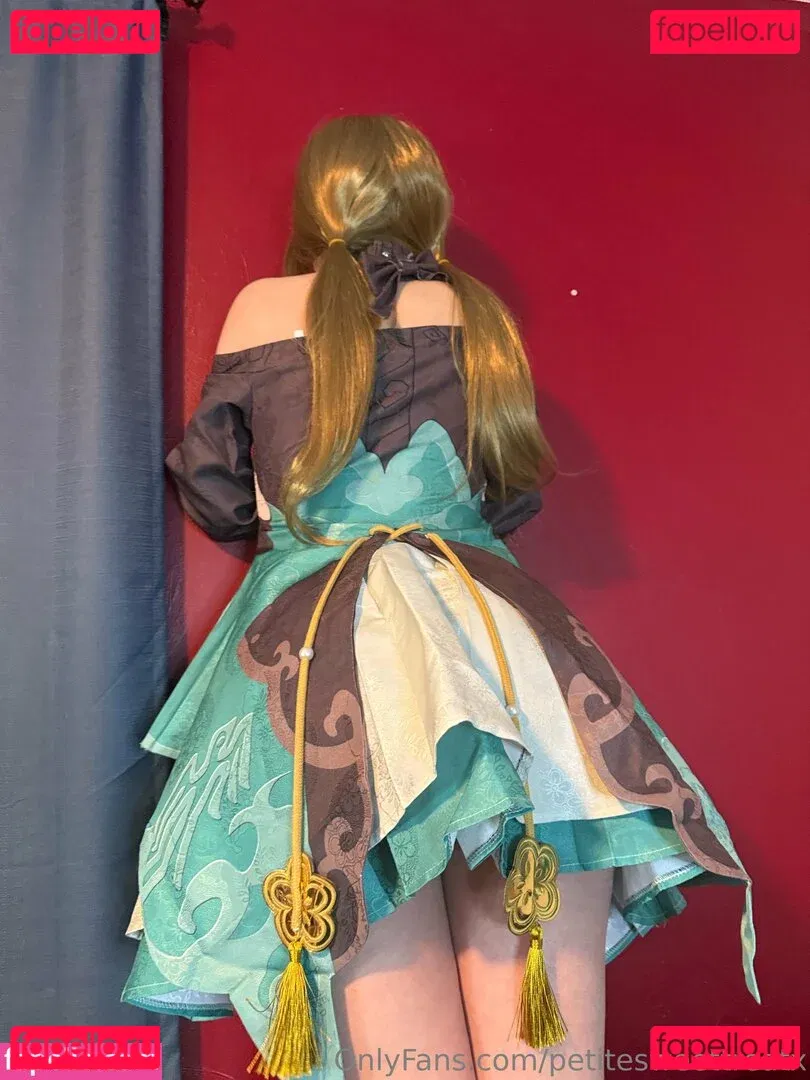 petitesweettreatx Onlyfans Photo Gallery 