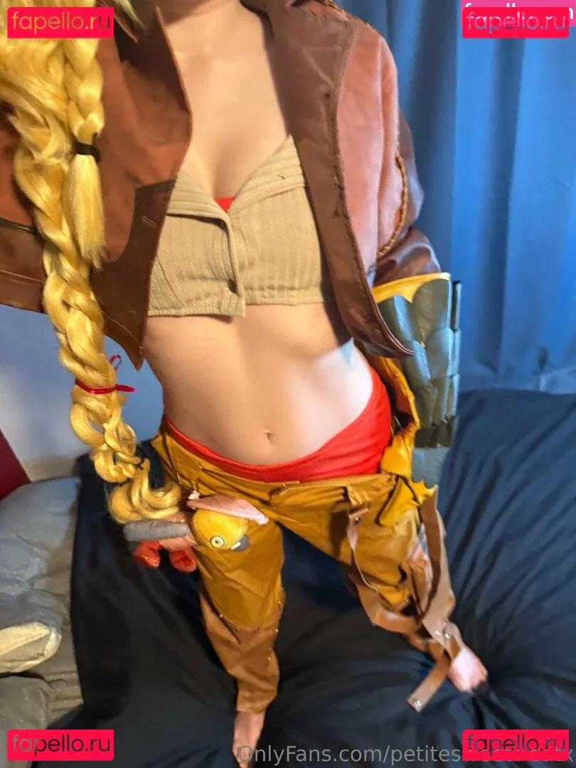 petitesweettreatx Onlyfans Photo Gallery 