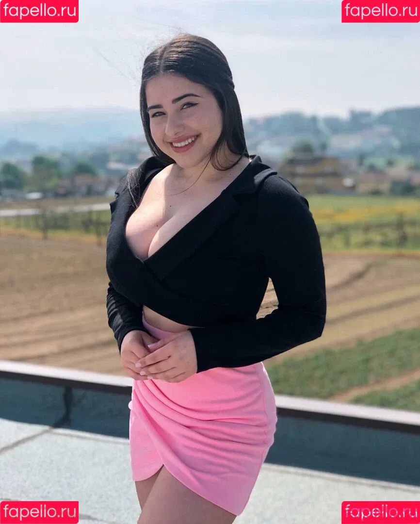 Mariana Pinho Onlyfans Photo Gallery 
