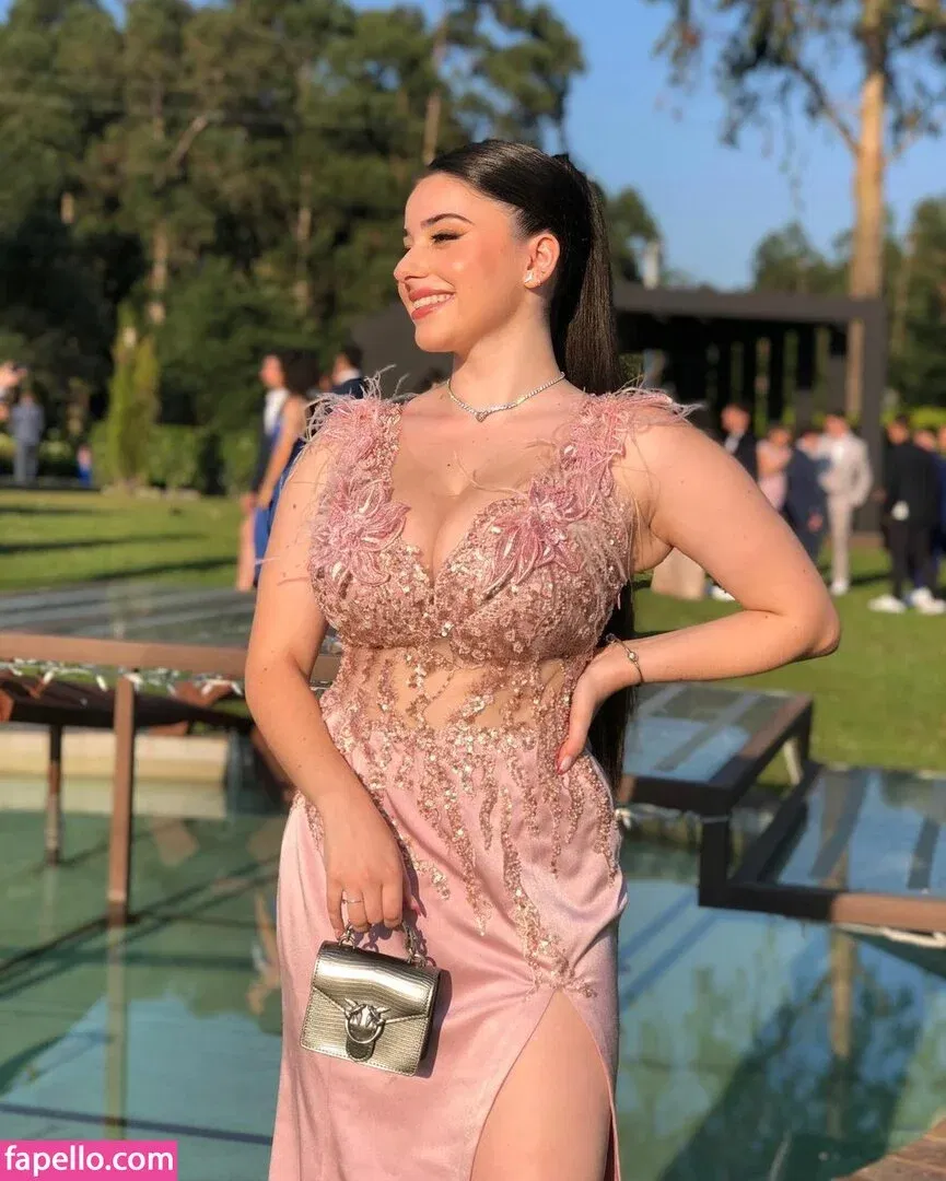 Mariana Pinho Onlyfans Photo Gallery 