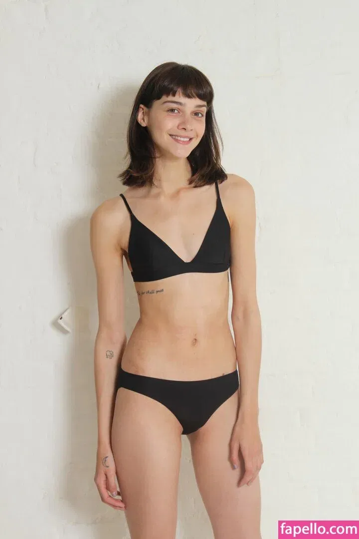 Emma Appleton Onlyfans Photo Gallery 