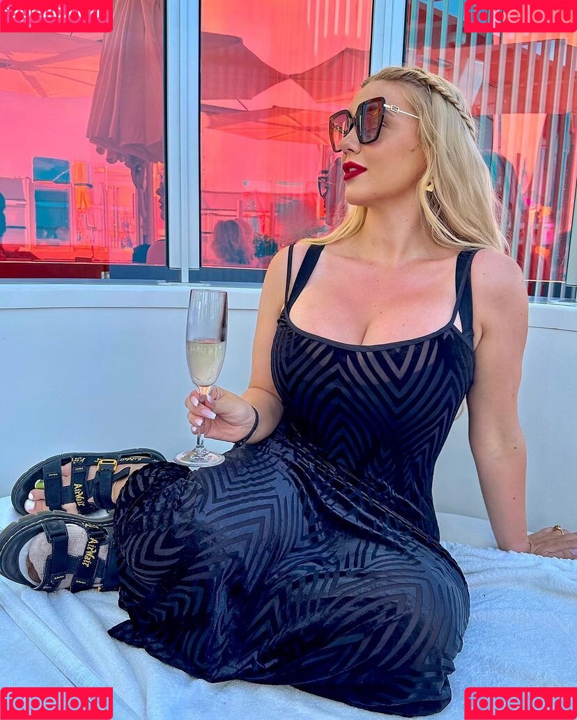 Lucy Dawson Onlyfans Photo Gallery 