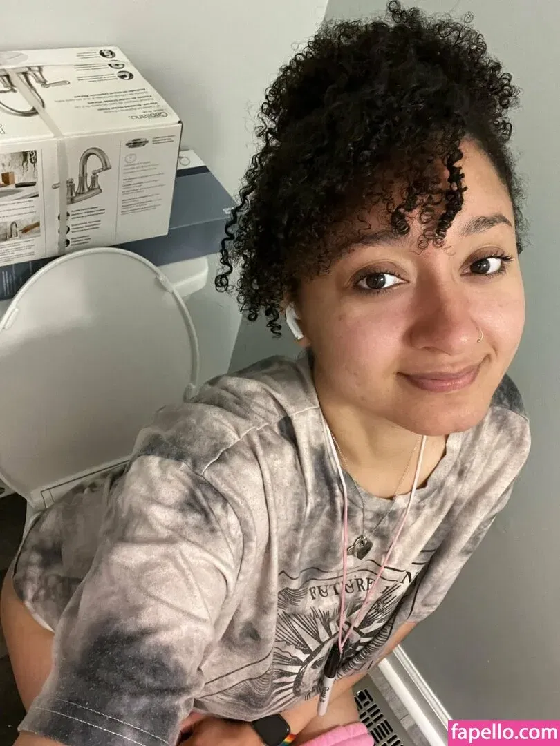 Delilah Moon Onlyfans Photo Gallery 