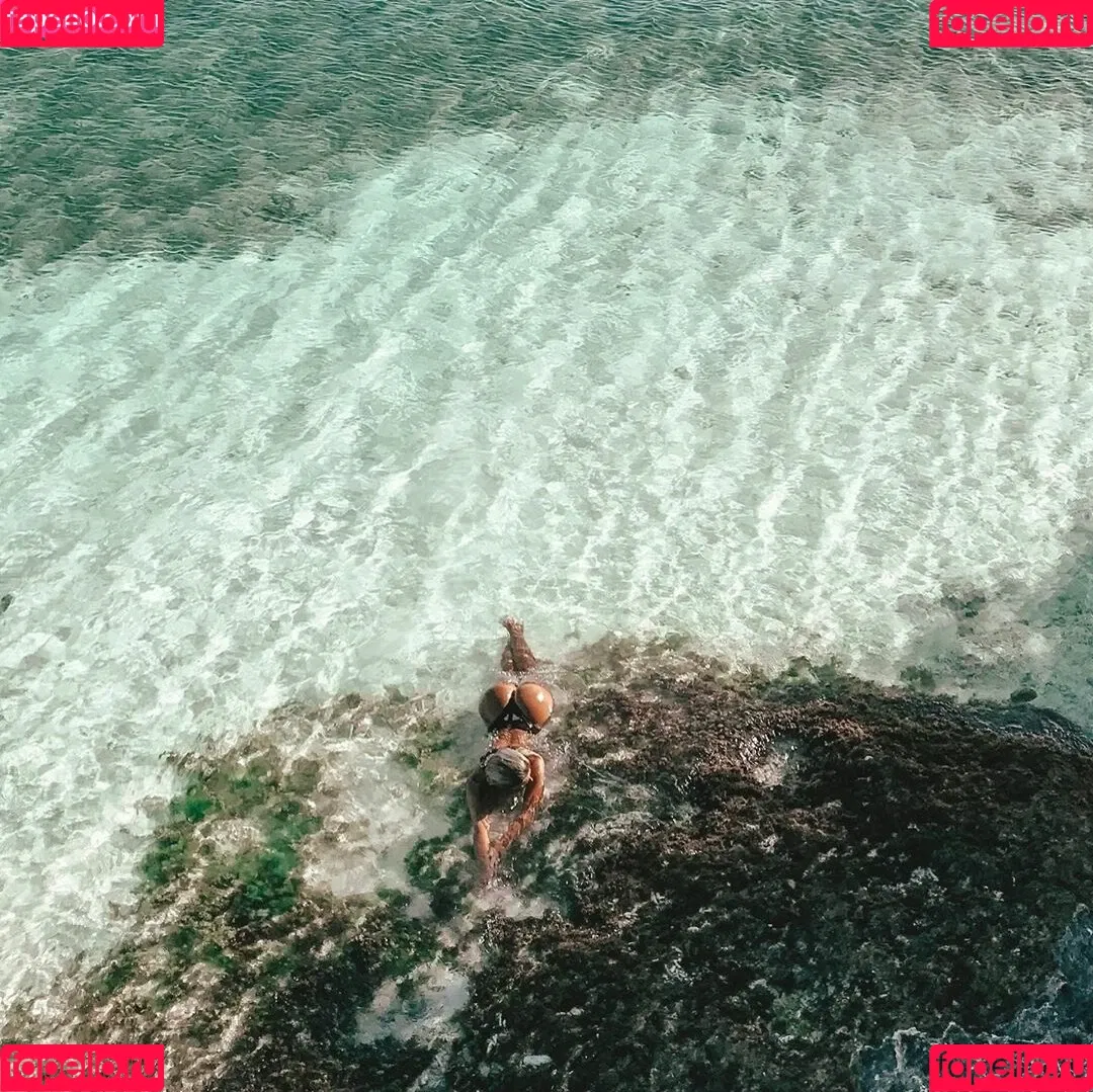 Hafiia Mira Onlyfans Photo Gallery 
