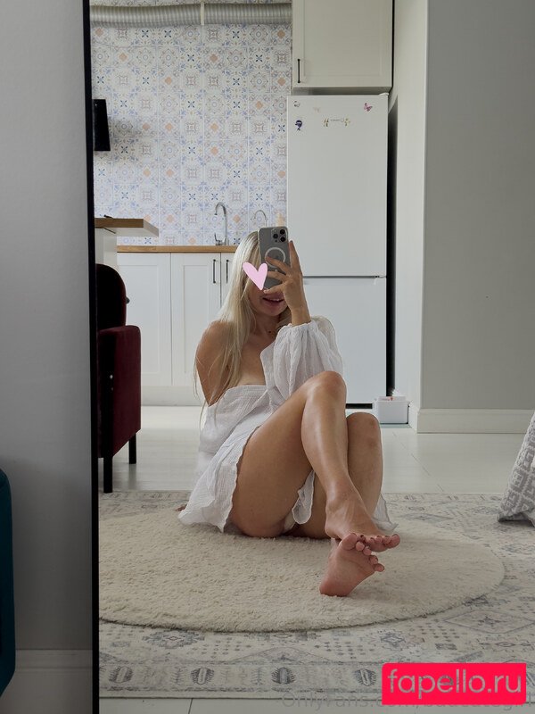 BadCuteGirl Nude Onlyfans Photo 19
