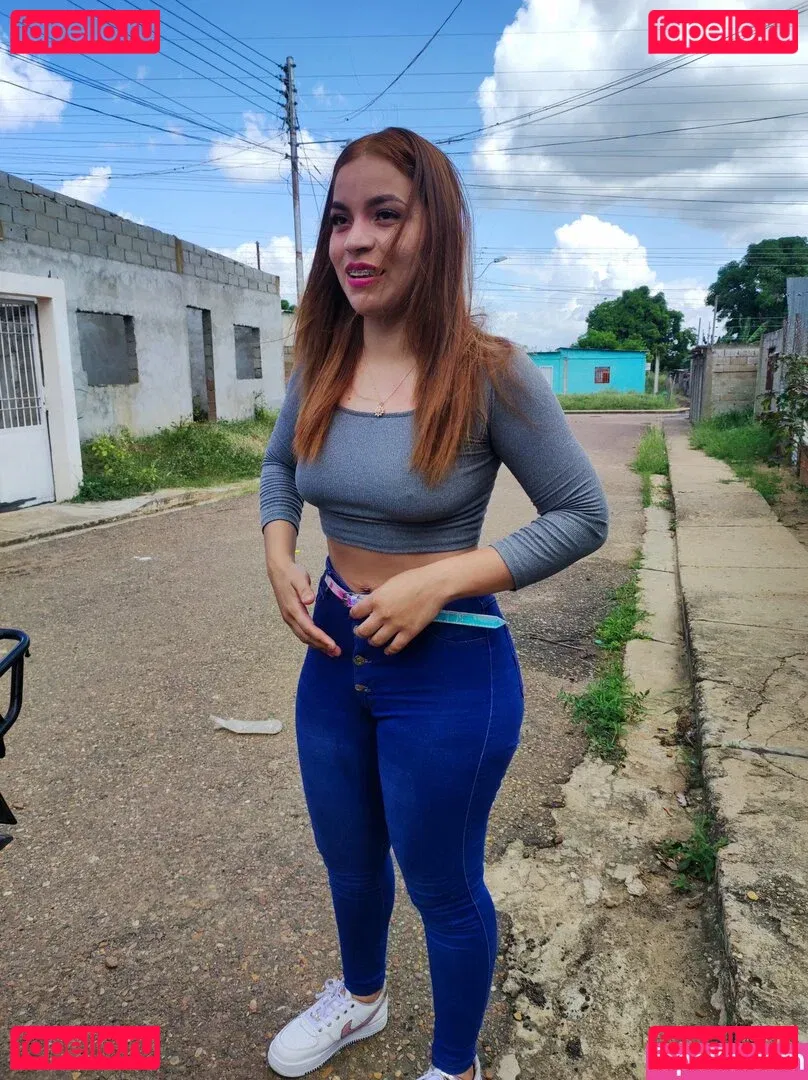 mibivioficial Onlyfans Photo Gallery 