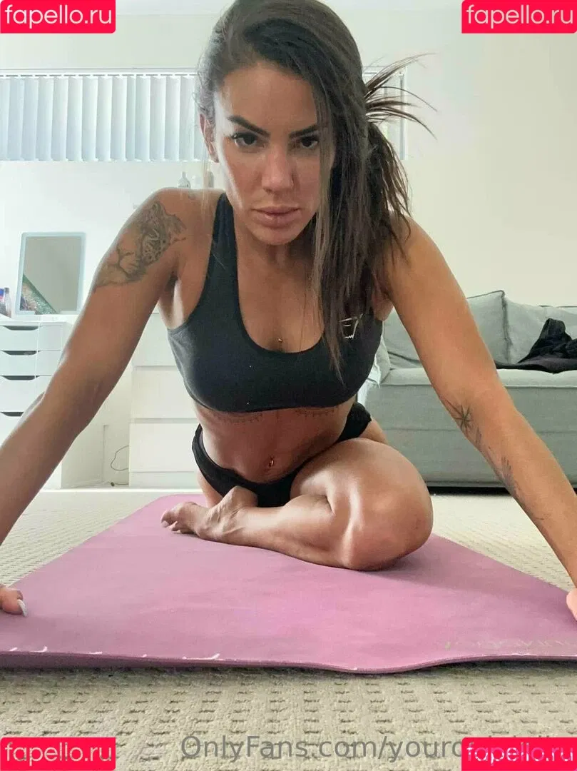 youronlyleila Onlyfans Photo Gallery 