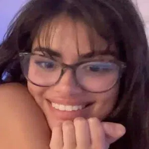 poutyselenaa Onlyfans Photo Gallery 