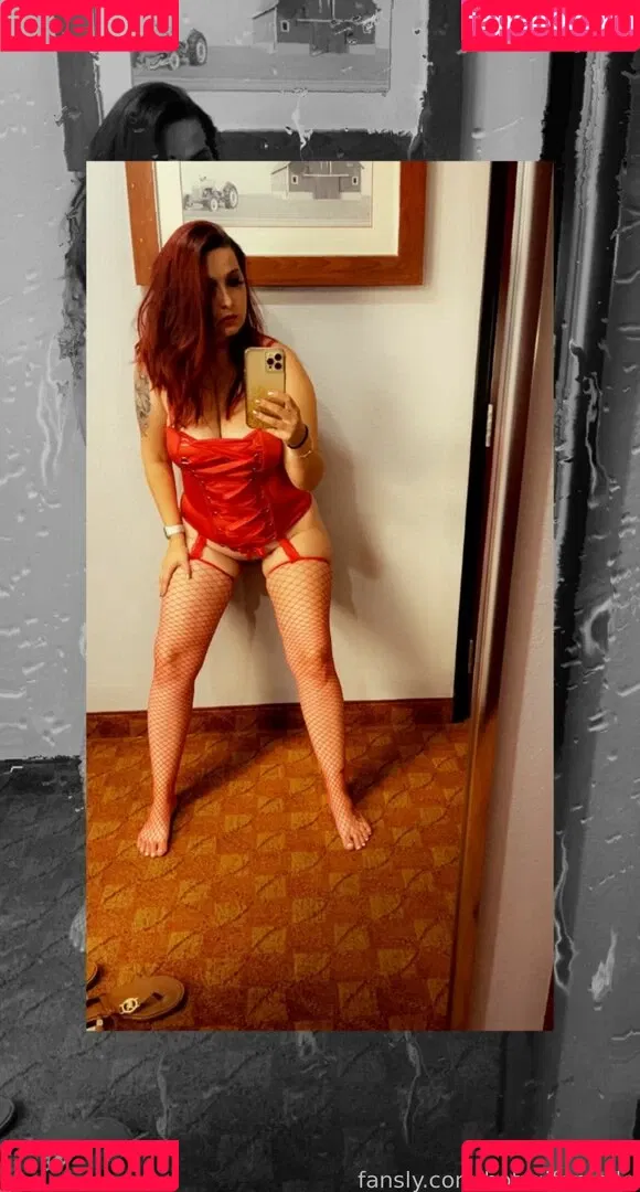 hotwiifemello Onlyfans Photo Gallery 