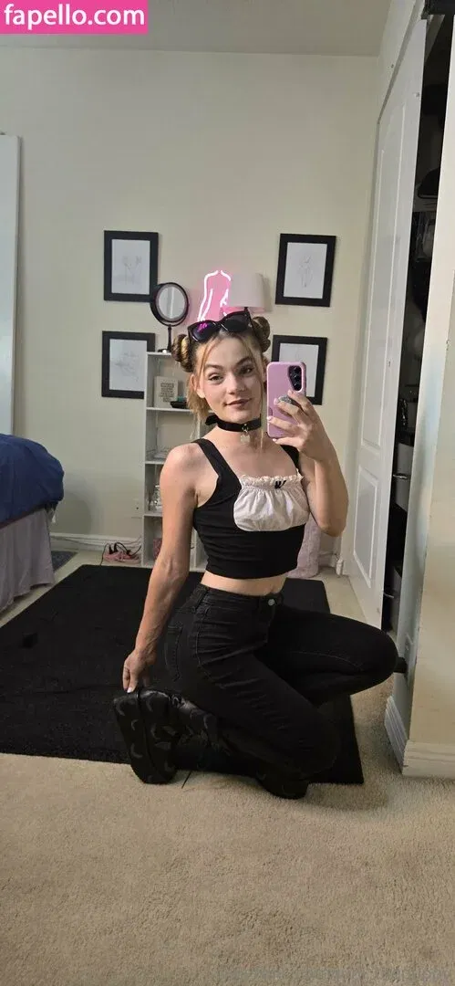 Juniper Ren Onlyfans Photo Gallery 