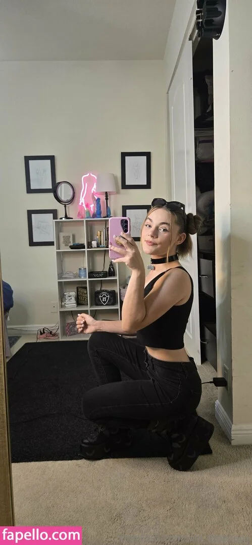 Juniper Ren Onlyfans Photo Gallery 