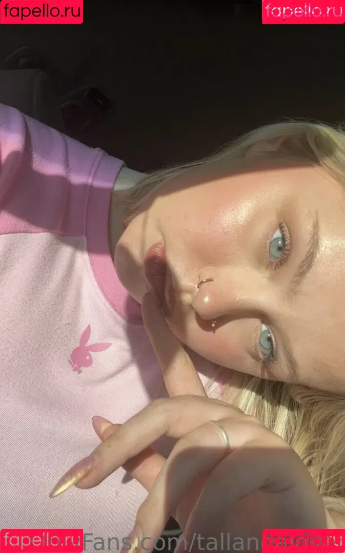 Winona Hauser Onlyfans Photo Gallery 