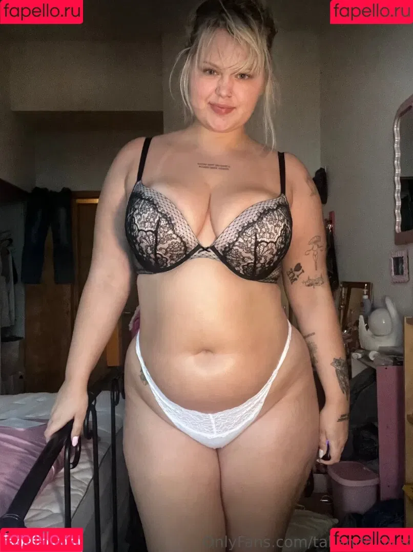 Winona Hauser Onlyfans Photo Gallery 