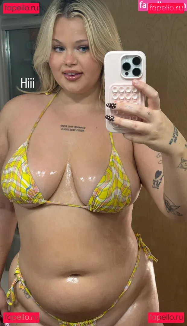 Winona Hauser Onlyfans Photo Gallery 