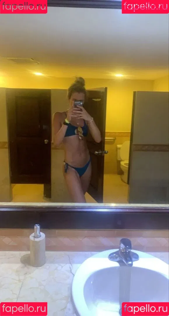 Lexie Hull- WNBA Basketballer Onlyfans Photo Gallery 