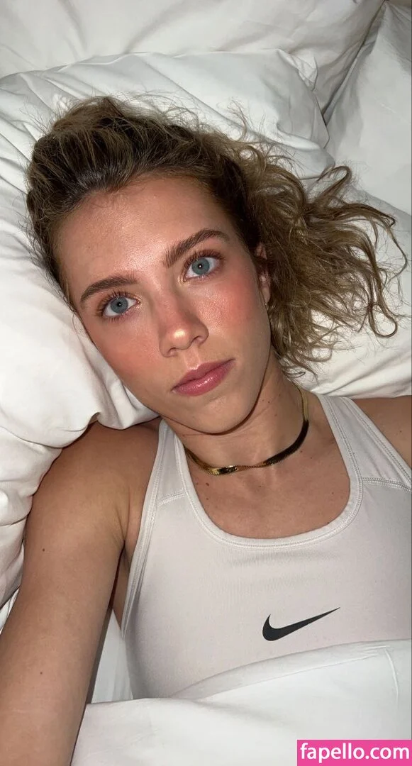 Lexie Hull- WNBA Basketballer Onlyfans Photo Gallery 