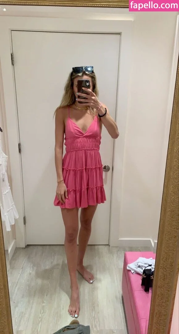 Lexie Hull- WNBA Basketballer Onlyfans Photo Gallery 