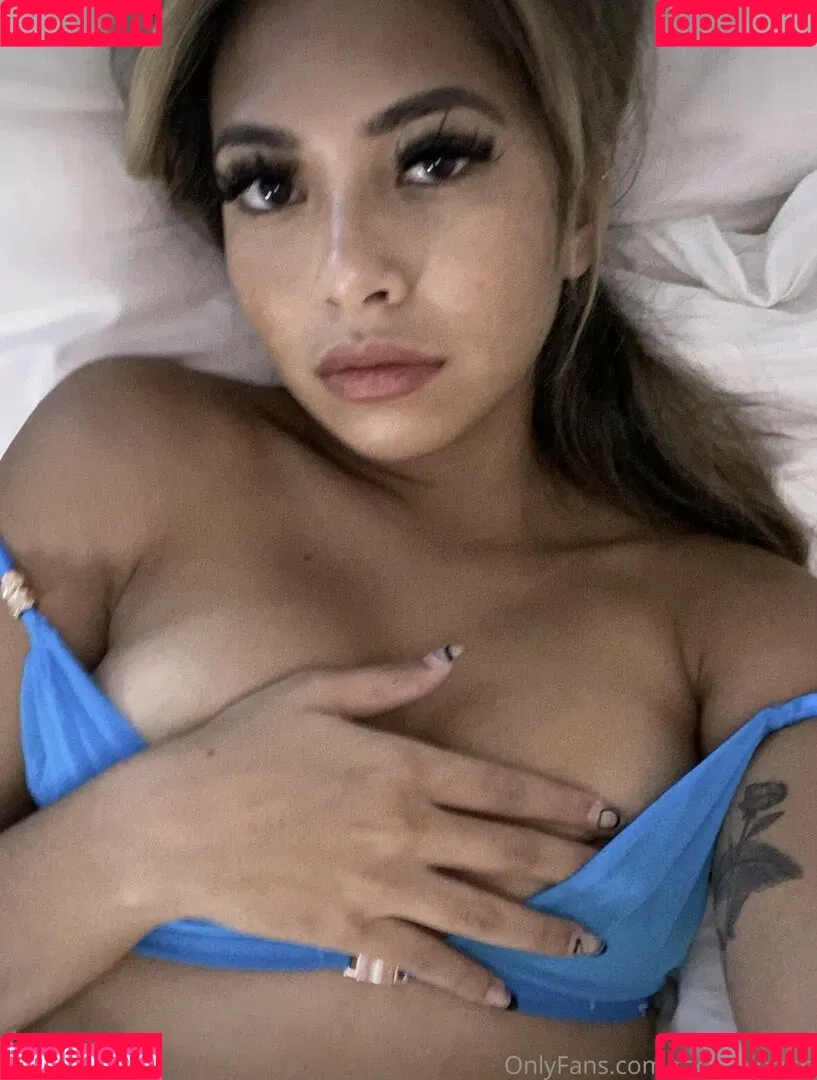 Rachaelptrsn Onlyfans Photo Gallery 