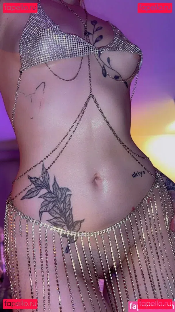 vsilverss Onlyfans Photo Gallery 