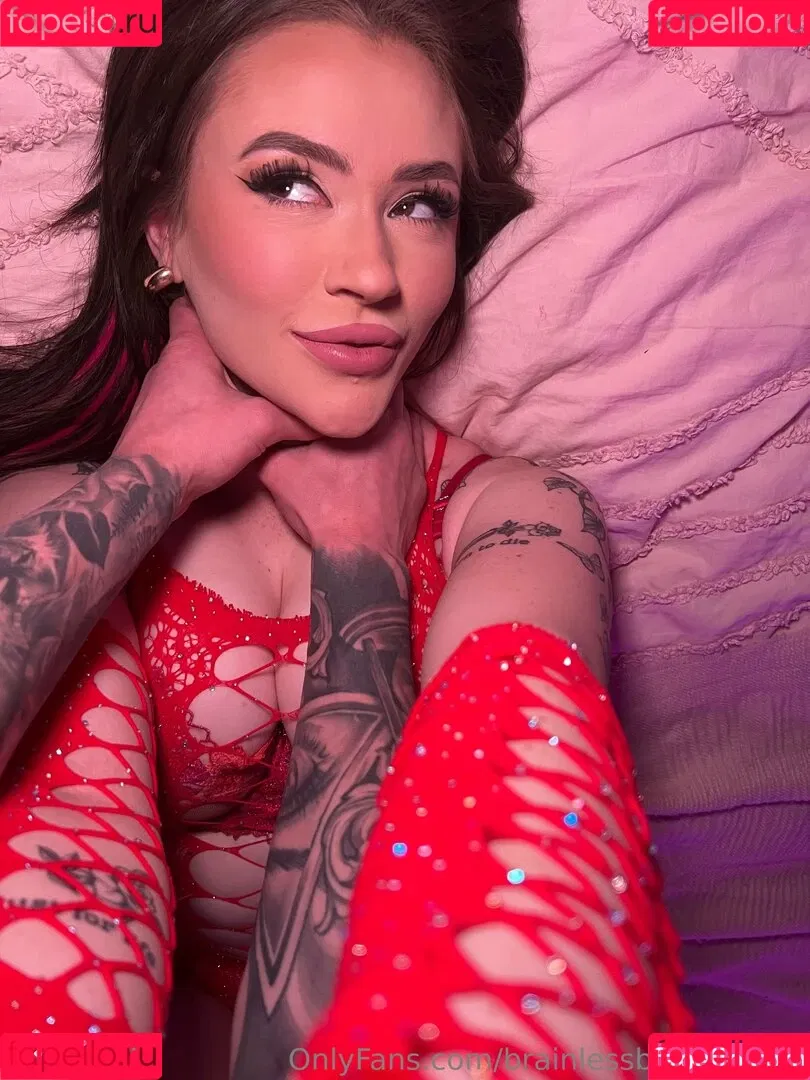 JuliaSommers Onlyfans Photo Gallery 