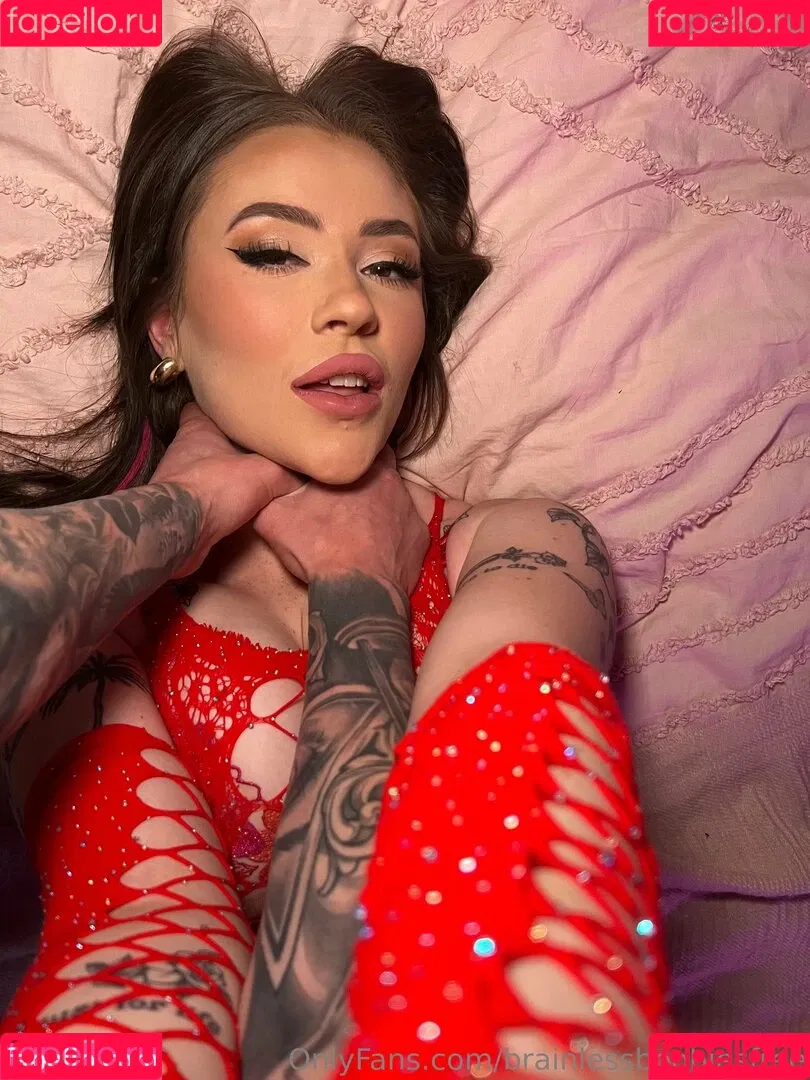 JuliaSommers Onlyfans Photo Gallery 
