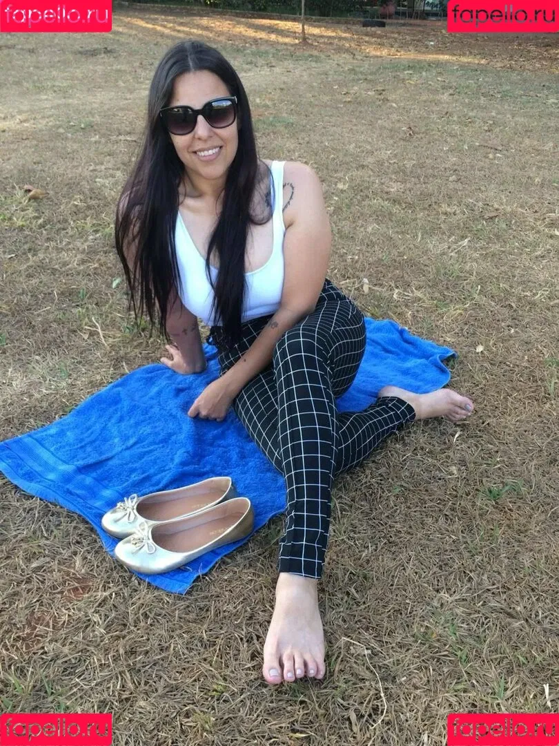 Sabrina Soles Onlyfans Photo Gallery 