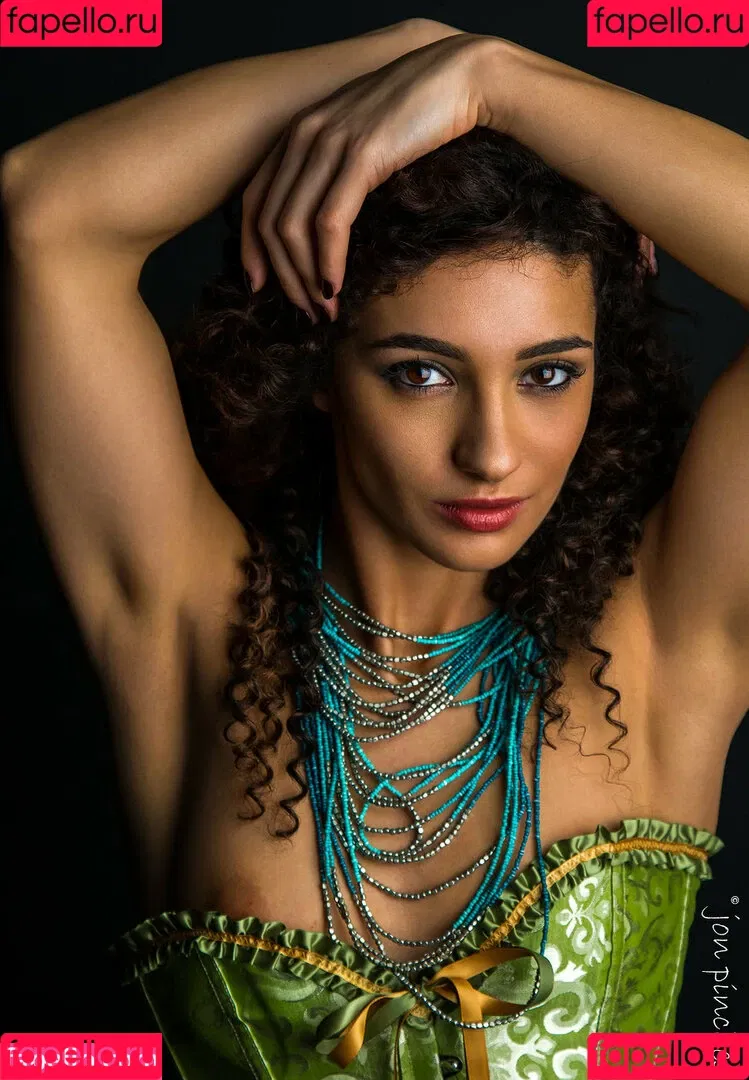 Mischkah Scott Onlyfans Photo Gallery 