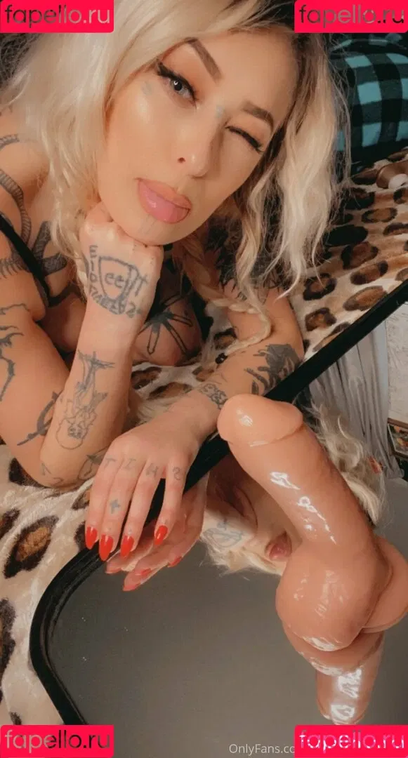 Heavymetalvixen Onlyfans Photo Gallery 