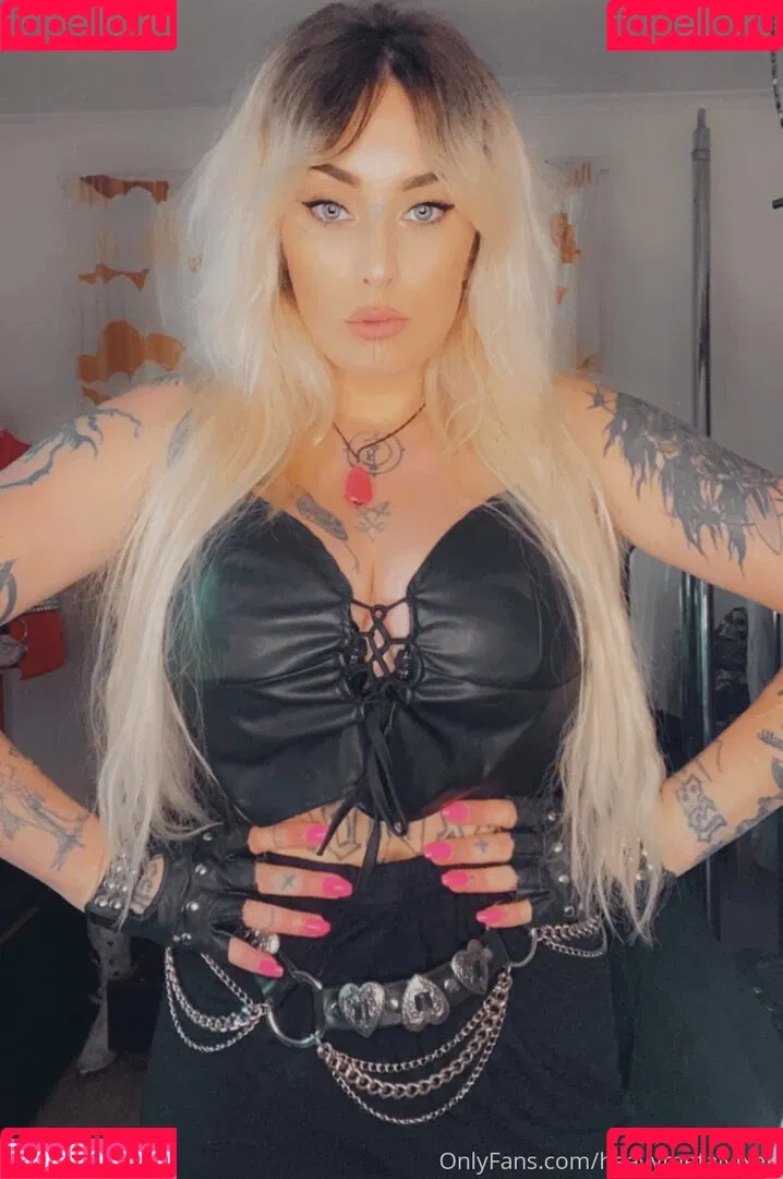 Heavymetalvixen Onlyfans Photo Gallery 