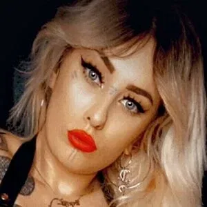 Heavymetalvixen Onlyfans Photo Gallery 