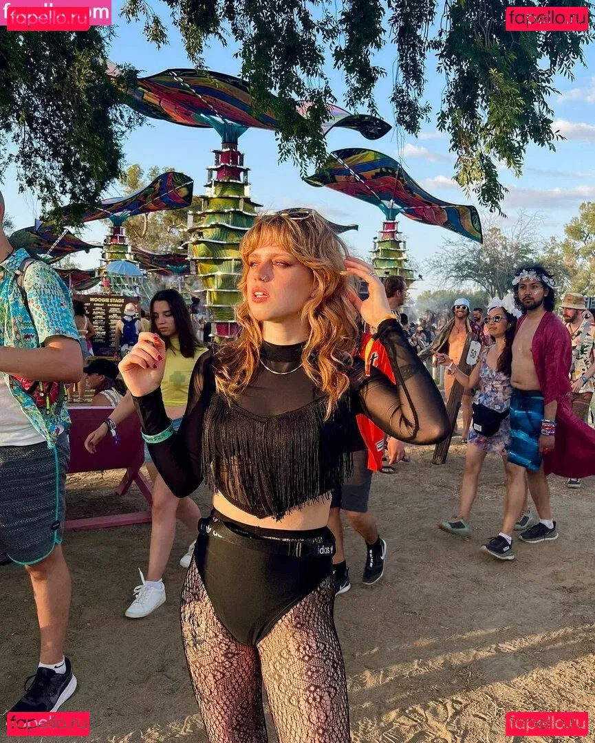 Cera Gibson Onlyfans Photo Gallery 