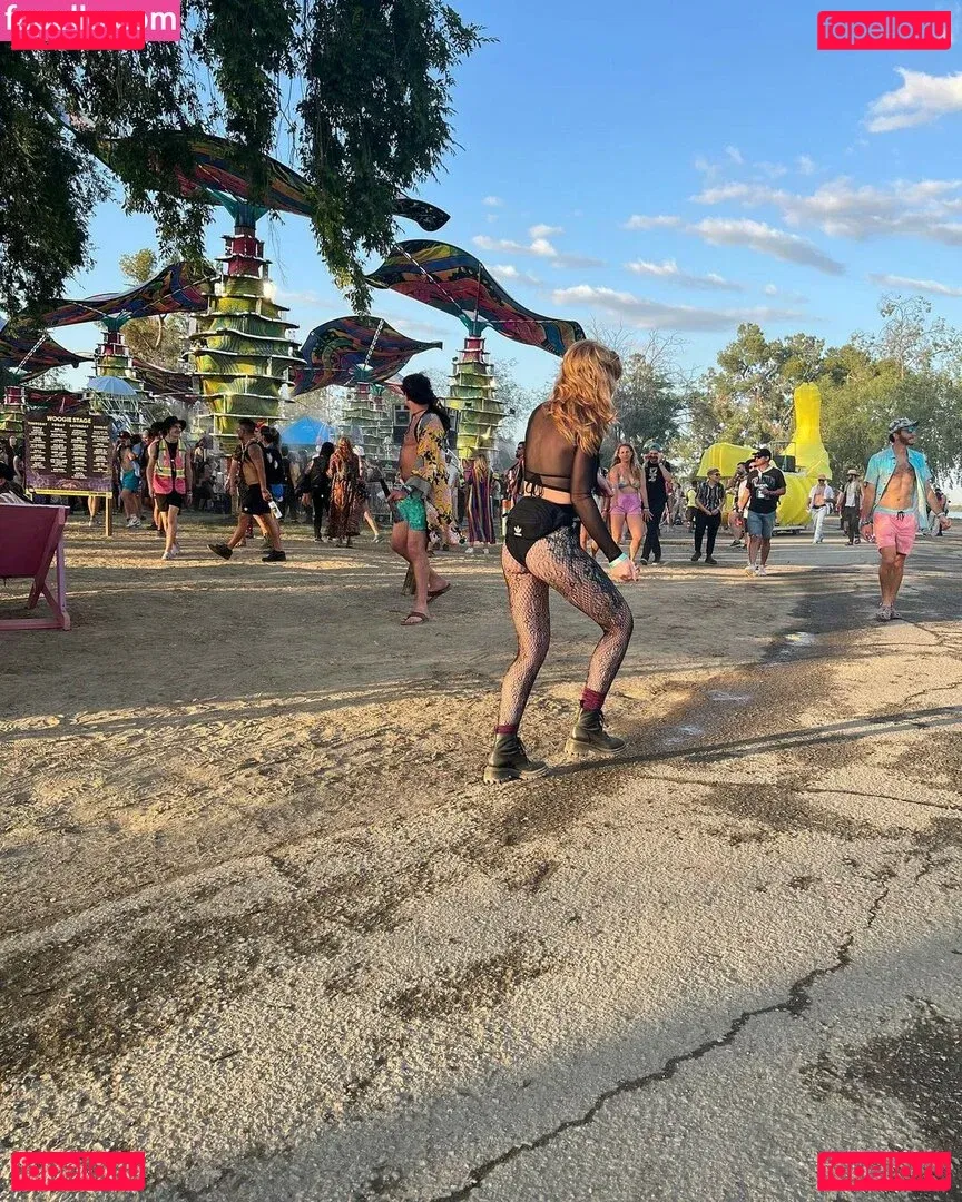 Cera Gibson Onlyfans Photo Gallery 