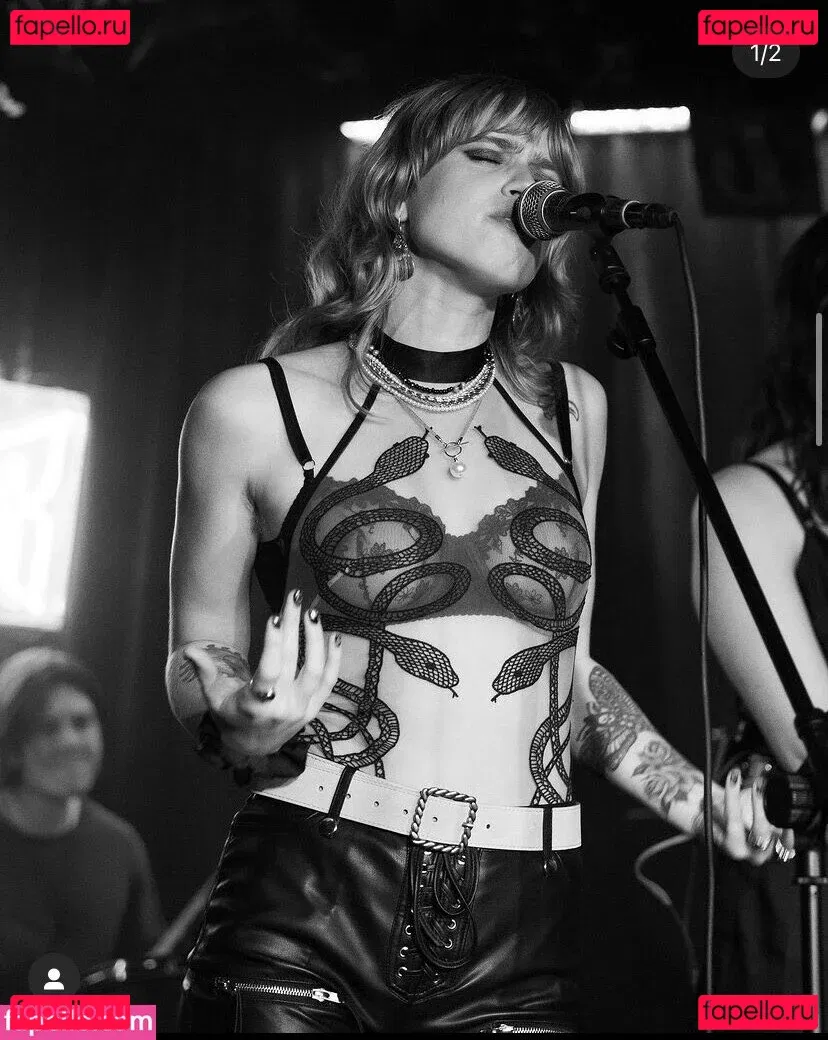 Cera Gibson Onlyfans Photo Gallery 