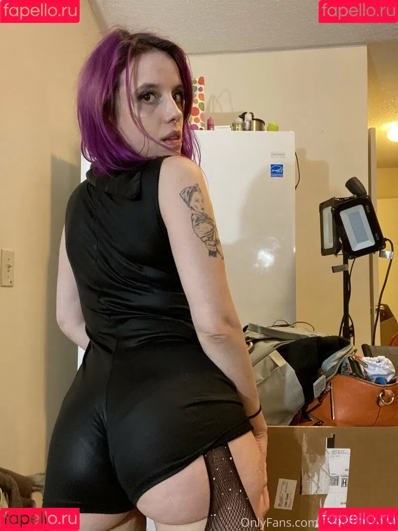 embermarley Onlyfans Photo Gallery 