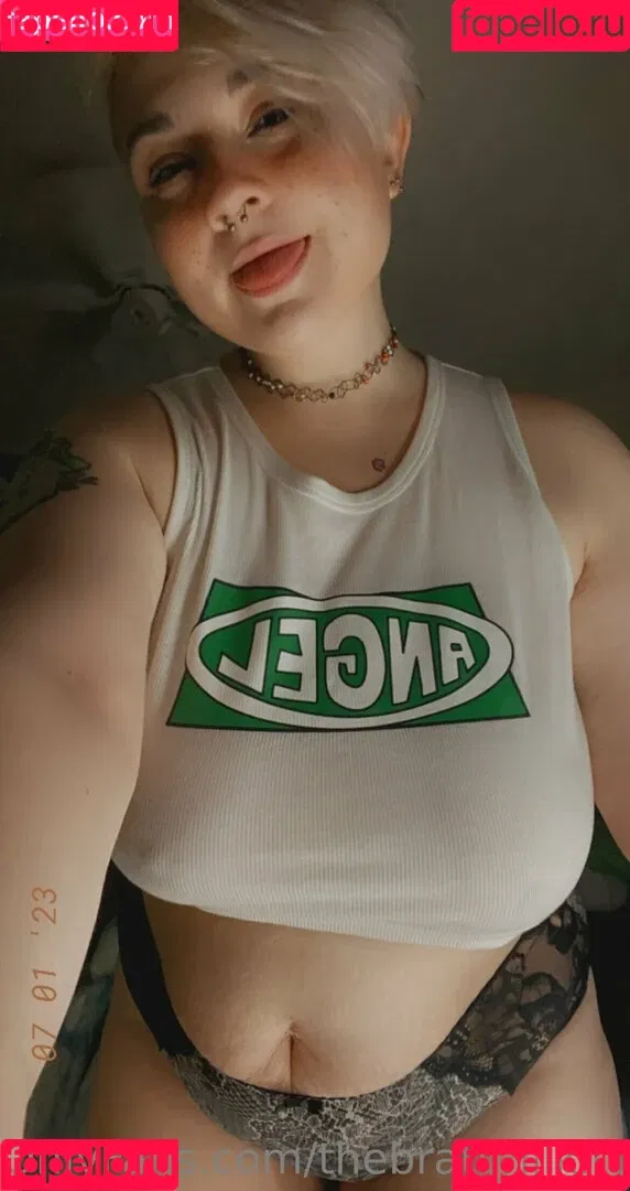 thebrattylilkitten Onlyfans Photo Gallery 