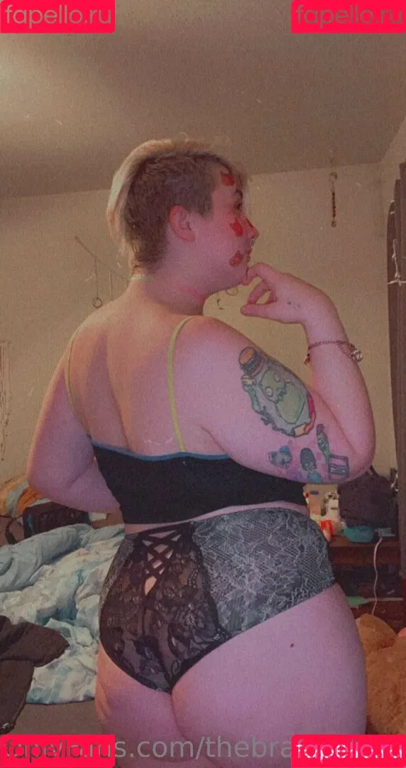 thebrattylilkitten Onlyfans Photo Gallery 
