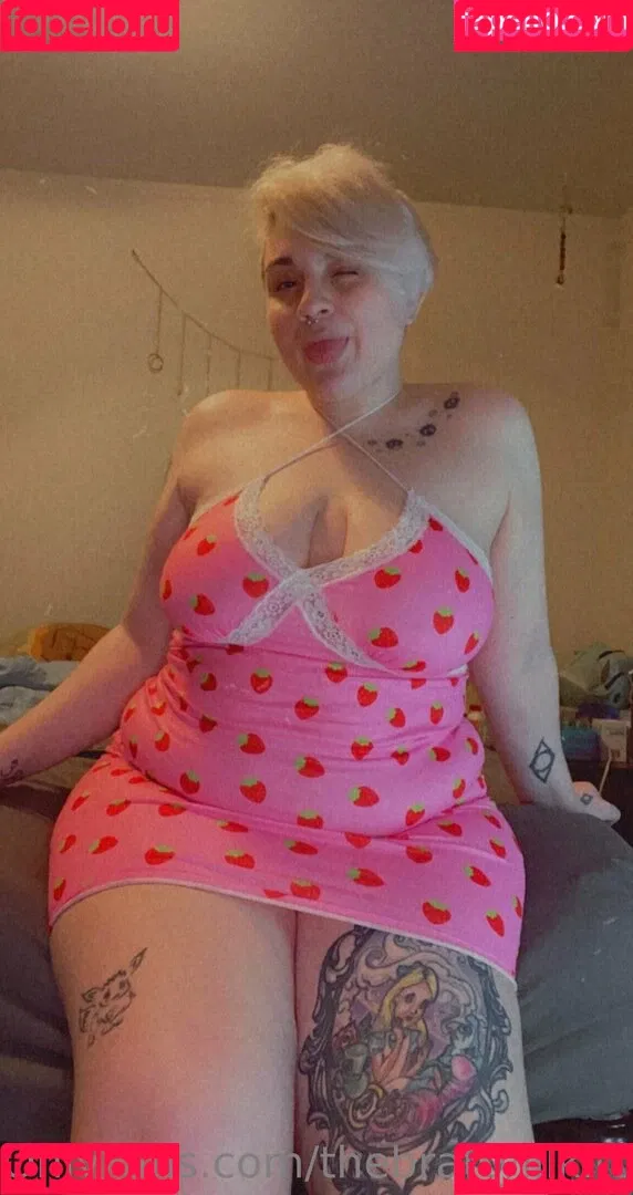 thebrattylilkitten Onlyfans Photo Gallery 