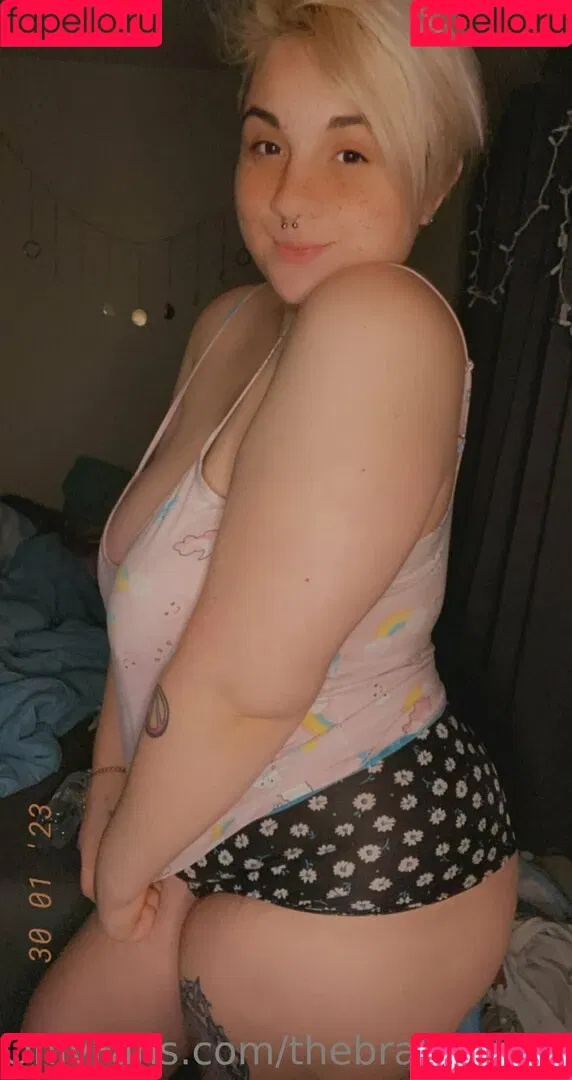 thebrattylilkitten Onlyfans Photo Gallery 