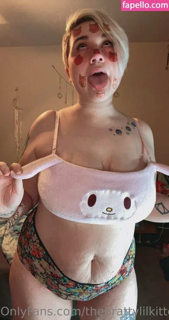 thebrattylilkitten Onlyfans Photo Gallery 