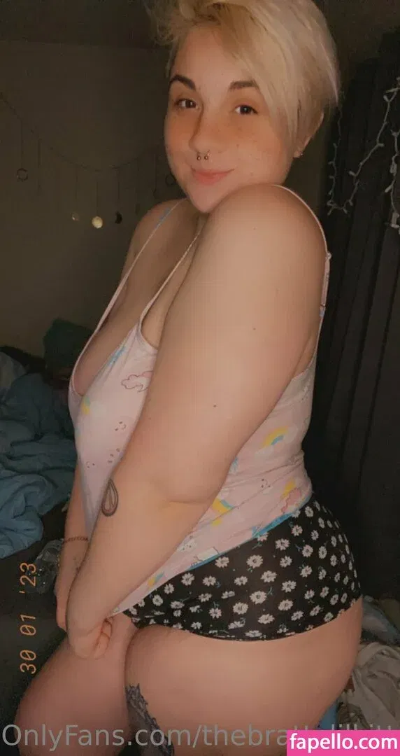 thebrattylilkitten Onlyfans Photo Gallery 