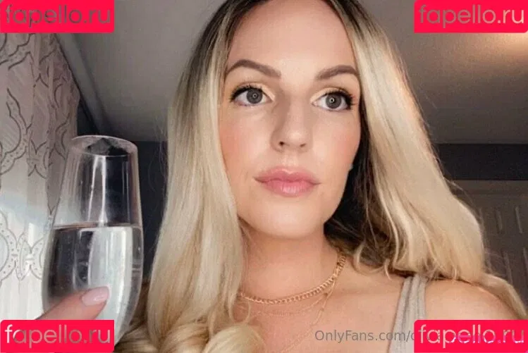 Olivia Anne 1990 Onlyfans Photo Gallery 