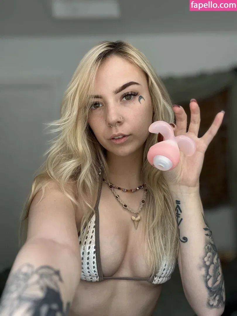 Midnight_rav3n Onlyfans Photo Gallery 