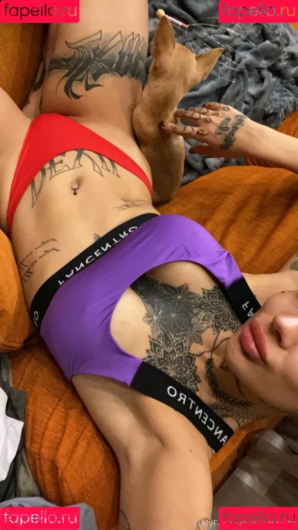 arielgratis Onlyfans Photo Gallery 