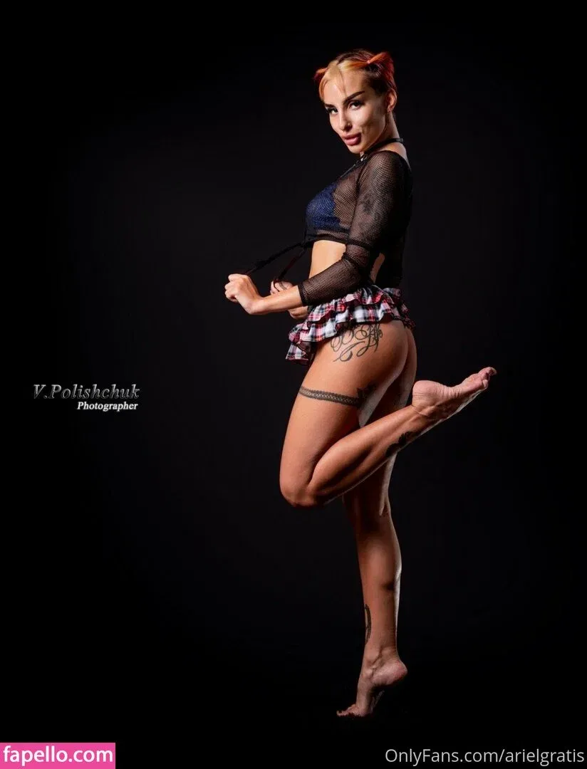 arielgratis Onlyfans Photo Gallery 