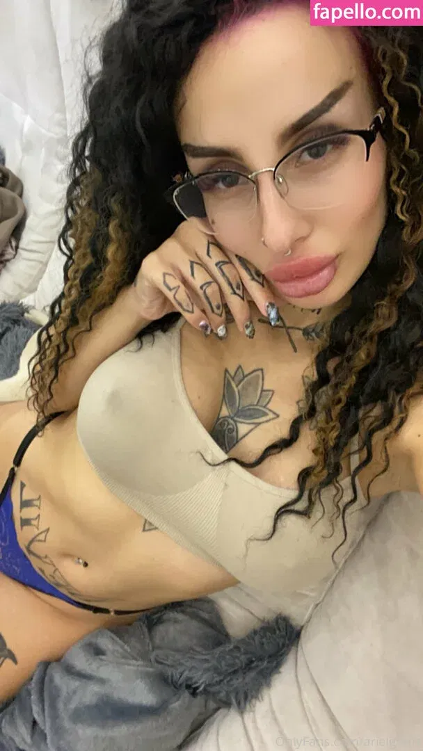 arielgratis Onlyfans Photo Gallery 
